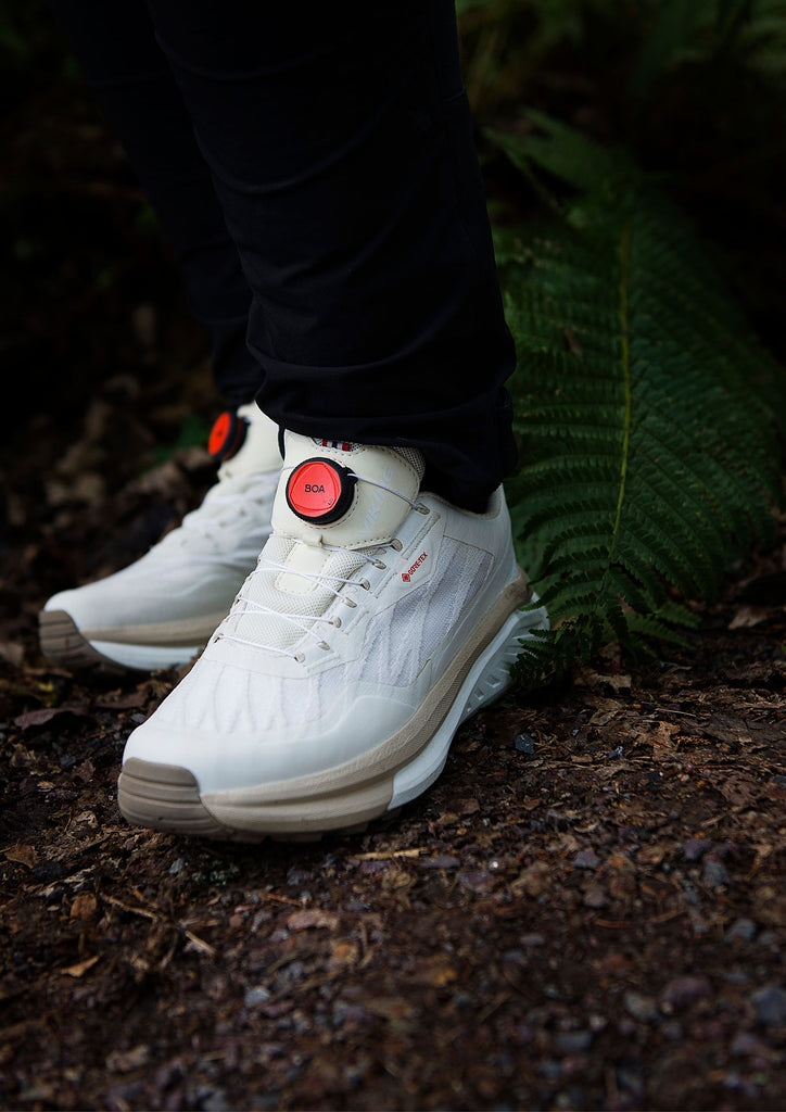 Anaconda Hike Low GTX BOA(Off-White/Off-White)_women