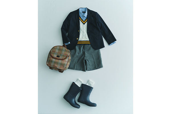 「キッズ用レインブーツは《ヴィーキング》で探すのが正解。ブレザーやシャツを着るトラッドなスタイルにぴったり」