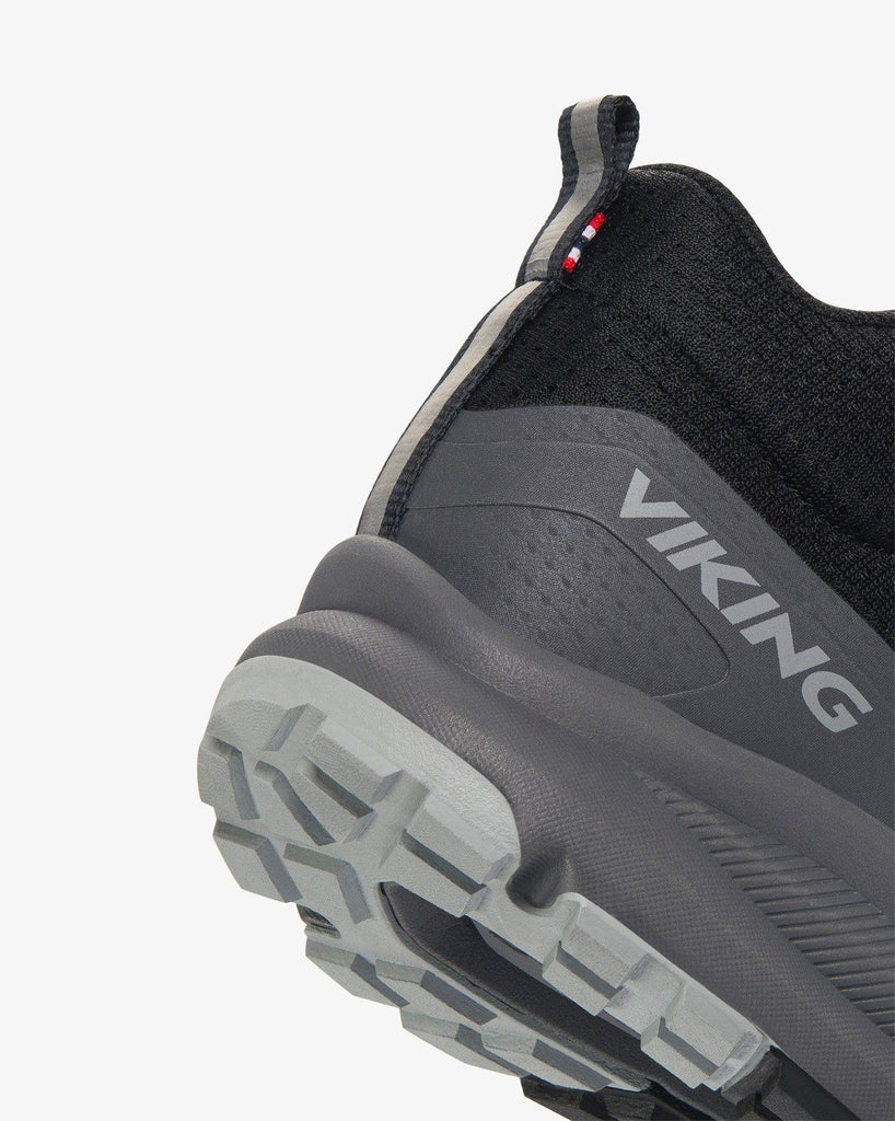 Motion Mid GTX (Black/Charcoal)